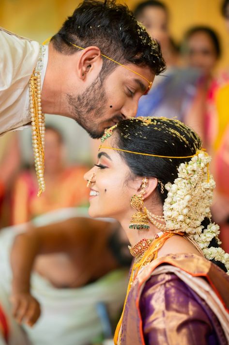 #brideandgroom #wedding #bride #weddingphotography #weddingday #weddinginspiration #bridetobe #weddingphotographer #weddingdress #love #groom #weddings #weddingideas #weddinginspo #photography #weddingplanning #instawedding #bridal #weddingseason #justmarried #couplegoals #weddingphoto #bridesmaids #weddingphotos #brides #theknot South Indian Wedding Photography, Marriage Photoshoot, Marriage Poses, Temple Wedding Photography, Indian Wedding Poses, Marriage Photography, Indian Wedding Photography Couples, Bridal Photography Poses, Indian Wedding Couple Photography