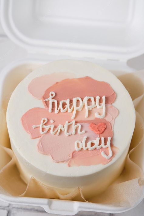 Cute Bento Cake For Best Friend, Small Bento Cake, Bento Cake For Best Friend, Birthday Bento Cake Ideas, White Bento Cake, Happy Birthday Bento Cake, Bento Cake Ideas, Birthday Bento Cake, Bento Tort