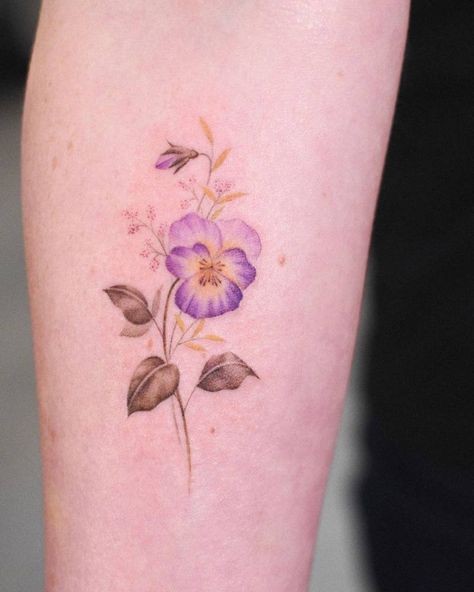 Cameo Tattoo, Pansy Tattoo, Violet Flower Tattoos, Train Tattoo, Flor Tattoo, Violet Tattoo, 30 Tattoo, Mum Tattoo, Carnation Tattoo