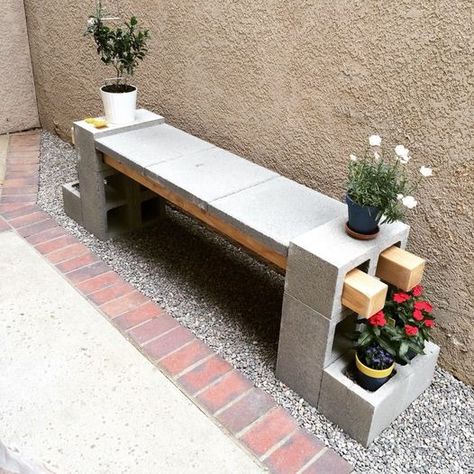 Gardens For Renters, Cement Bench, Cinder Block Garden, Diy Backyard Patio, Girl Cave, Garden Remedies, Cinder Blocks, Concrete Bench, Garden Hacks