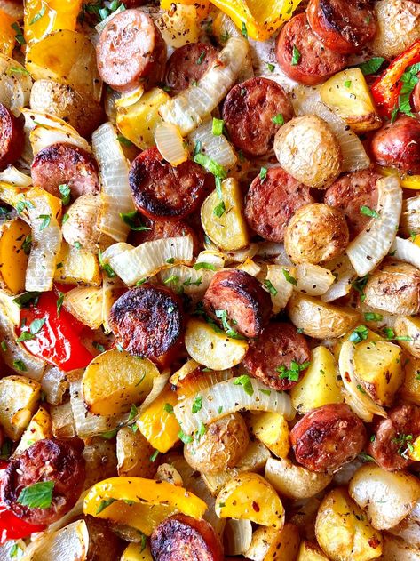 Chicken Apple Sausage Sheet Pan Meal What To Make With Chicken Apple Sausage, Aidells Sausage Recipes, Apple Sausage Recipes Dinners, Chicken Panini Recipes, Panini Recipes Chicken, Dinner Ideas With Chicken, Chicken Sausage Recipes, Chicken Panini, Sausage Dinner