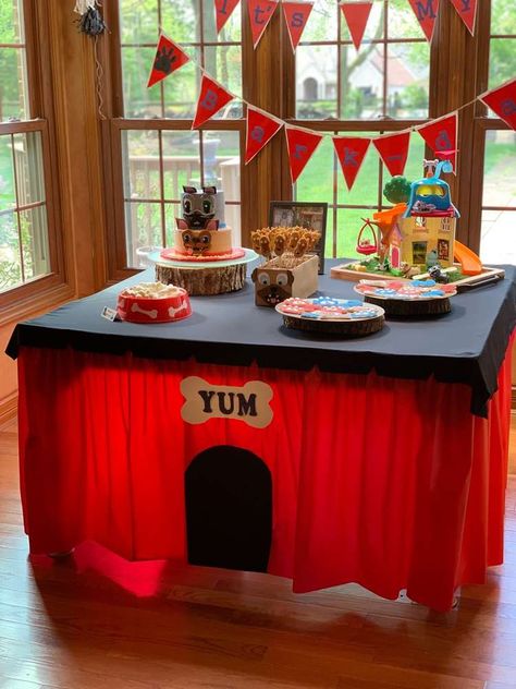 Puppy Dog Pals Birthday Party, Dog Themed Birthday, Puppy Pals, Dog Themed Birthday Party, Birthday Puppy, Puppy Dog Pals, Puppy Birthday Parties, Party Dessert Table, Kid Parties