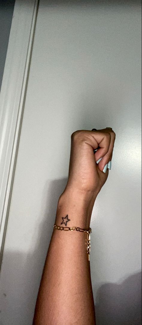 Star Tattoo On Hand For Women, Stars Tattoo On Wrist, Small Womans Tattoo Ideas, Wrist Tattoos Stars, Star Tattoos Leg, Small Star Tattoos On Hand, 5 Star Tattoo Designs, Stars Tattoo Wrist, Star Hip Tattoos Women