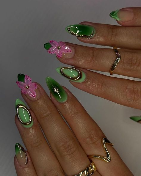 Pink And Green Wicked Nails, Dark Green And Pink Nails, Green And Purple Nails Ideas, St Patrick S Day Nails, Green And Pink Nails, Pink Green Nails, Green Inspo, Fancy Nail Art, Nails Rings