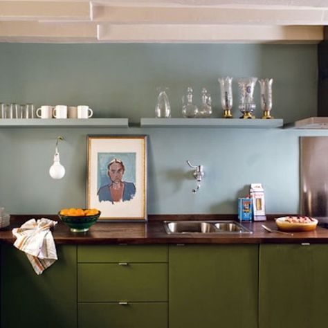 Simple painted kitchen. I like a kitchen that doesn't look like a kitchen. Via remodelista. Blue Kitchen Inspiration, Kitchen Color Combos, Kitchen Colour Combination, Light Blue Kitchens, Green Cabinets, French Kitchen, Kitchen Color, Blue Kitchens, Green Kitchen