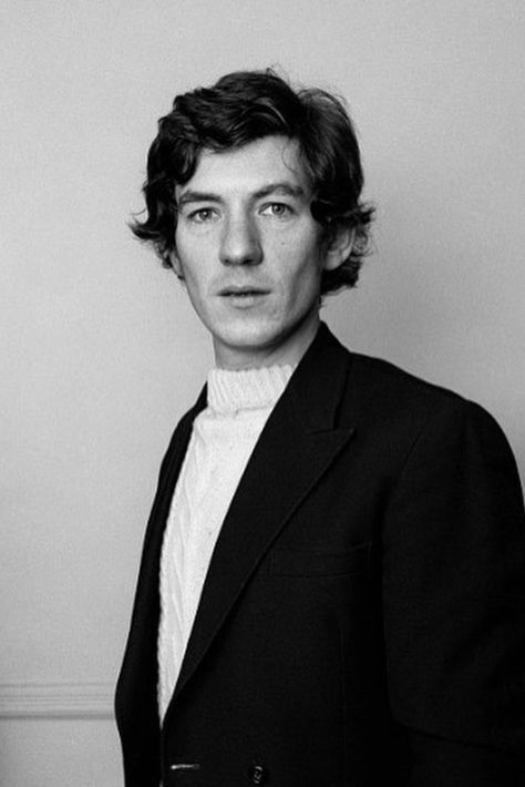 Ian McKellen’s creative development guarantees him a place in the pantheon of the great Britons. The roles of Nicholas II, King Richard, Magneto, and The Wizard Gandalf made the British actor one... Temporal Lobe, Sir Ian Mckellen, Smile For Me, Ian Mckellen, King Richard, Mel Gibson, Gandalf, Clint Eastwood, British Actors