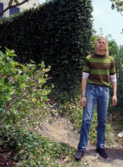 Kurt Cobain Kurt Cobain Outfit, Kurt Cobain Style, Curco Vein, Kurt Cobain Photos, Pat Smear, Kurt Courtney, Krist Novoselic, Kurt And Courtney, Kurt Nirvana