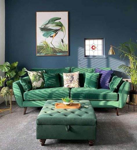 The Top 37 Blue Living Room Ideas - Interior Home and Design Green Couch Living Room, Blue And Green Living Room, Green Sofa Living, Green Sofa Living Room, Green Living Room Decor, Blue Living Room Decor, Green Couch, Green Living Room, Room Green