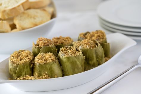 Stuff Artichoke Recipes, Baby Artichoke Recipes, Vegetable Steamer, Italian Breadcrumbs, Healthy Vegetables, Finger Food Appetizers, Artichoke, Vegetable Side Dishes, Finger Foods