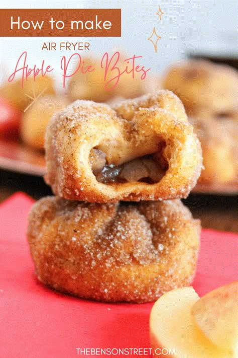 Air Fryer Oatmeal Bites, Air Fryer Apple Hand Pies, Air Fryer Apple Dessert Recipes, Air Fryer Apple Pie, Air Fryer Pies, Air Fryer Apple Pie Bites, Apple Pie Air Fryer Recipes, Apple Recipes Air Fryer, Apple Bites