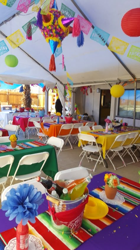 Fiesta Taco Party, Mexican Theme Bautizo Fiesta Party, 1st Birthday Mexican Theme Fiesta Party, Fiesta Themed Table Decorations, Loteria Party Ideas Decoration Mexican Fiesta, Taco Fiesta Party Decorations, Mexican Style Party Ideas, Mexican Theme 3rd Birthday Party, Mexican Xv Decorations