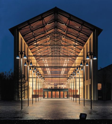 Auditorium Paganini - Renzo Piano Architecture Renovation, Factory Architecture, Warehouse Design, Industrial Architecture, Renzo Piano, Urban Park, Salou, Industrial Buildings, Architectural Inspiration