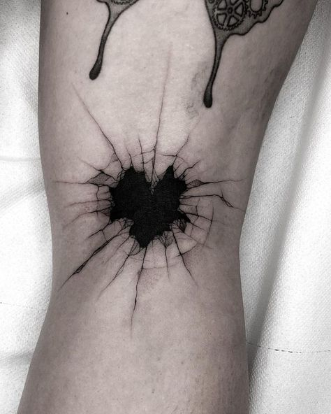 Tato Henna, Roma Italy, Creepy Tattoos, Gothic Tattoo, Tattoo Style Drawings, Dark Art Tattoo, Black Ink Tattoos, Dope Tattoos, Simplistic Tattoos