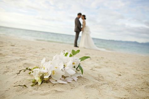 Hilton Head Weddings and Bridal Show Popular Wedding Songs, Cruise Ship Wedding, Beach Bouquet, Best Cruise Lines, Wedding Wallpaper, Wedding Cruise, Bridal Honeymoon, Wedding Flower Girl Basket, Boda Mexicana