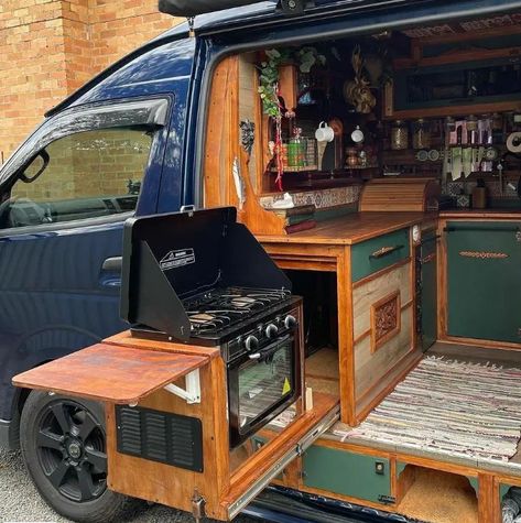 When you have a van that was converted using upcycled materials, not only do you gain a fancy home on wheels, you have a mobile abode that is both beautiful and possesses a strong character. Just check out how gorgeous the shower area is. The shower curtain and the ornately carved wooden panels are incredible! 💖 📷 by @the_silverslug. Check out Lucas' page and learn more about van living in Australia. Fancy Home, Kangoo Camper, Converted Vans, Carved Wooden Panels, Auto Camping, Camper Interior Design, Peugeot Expert, Kombi Home, Van Conversion Interior