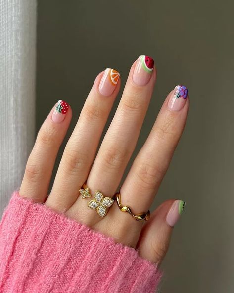 Natural Nails Spring, Nail Inspo Natural Nails, Nail Inspo Natural, Strawberry Nail Art, Fruit Nail Designs, Nail Art Cute, Fruit Nails, Fruit Nail, Fruit Nail Art