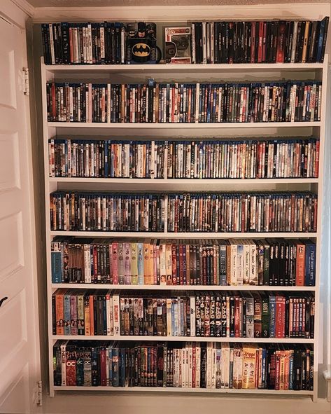 Movie Collection Blu-Ray Steelbooks, Blu-Rays, & Movie Series! Movie Collection Room, Movie Dvd Collection Aesthetic, Criterion Collection Shelf, Steelbook Collection Display, Blu Ray Collection Room, Movie Storage Ideas, Dvd Collection Display, Film Collection, Movie Shelf Ideas Dvd Storage