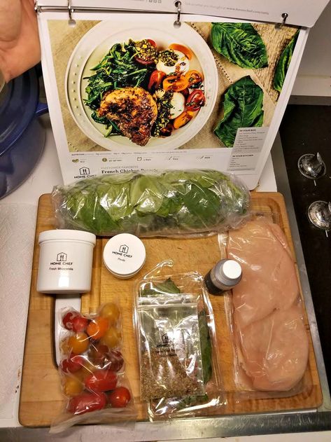 Meal Delivery Packaging, Meal Kits Packaging, Takeaway Packaging, Meal Kit Delivery Service, Airline Food, Cooking Kit, Fresh Smoothies, Cup Of Jo, Blue Apron