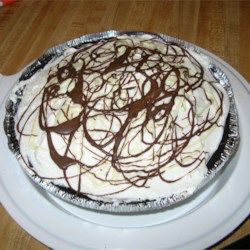 White Chocolate Cream Pie White Chocolate Pie, Sugar Free Strawberry Cheesecake, Chocolate Cream Pie Recipe, White Chocolate Cream, Chocolate Mousse Pie, Mousse Pie, Sugar Free Cheesecake, Quick Vegetarian Meals, White Chocolate Mousse