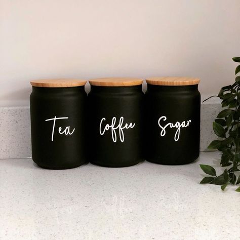 Black Accessories Kitchen, Black White Kitchen Decor Ideas, Beige And Black Kitchen Decor, Black Canisters For Kitchen, Black Farmhouse Kitchen Decor, Black And Grey Kitchen Ideas Decor, Black And Wood Kitchen Accessories, Black Home Organization, Black Home Decor Kitchen