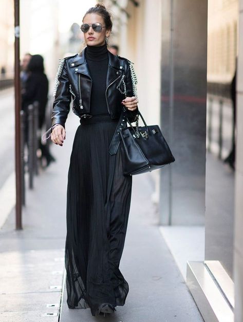 Black Dress With Jacket Outfit, Dress With Jacket Outfit, Black Dress With Jacket, Rock Chic Outfit, Rock Chic Outfits, Stile Punk Rock, Stile Pin Up, Rock Chic Style, Rocker Chic Style