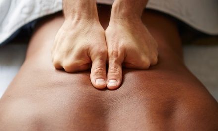 Our guide to the different types of massage will help you tell your Swedish from your shiatsu. Learn more and find massage deals near you. Massage Images, Massage Pictures, Massage Therapy Business, Spinal Decompression, Massage Therapy Techniques, Swedish Massage, Sports Massage, Yoga Nidra, Massage Room