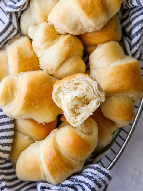 Easy No-Knead Fairy Crescent Rolls - Completely Delicious Refrigerator Rolls Recipe, Overnight Rolls, Butter Horns, Completely Delicious, Holiday Roasts, Baked Rolls, Yeast Rolls, Crescent Roll Recipes, White Dinner