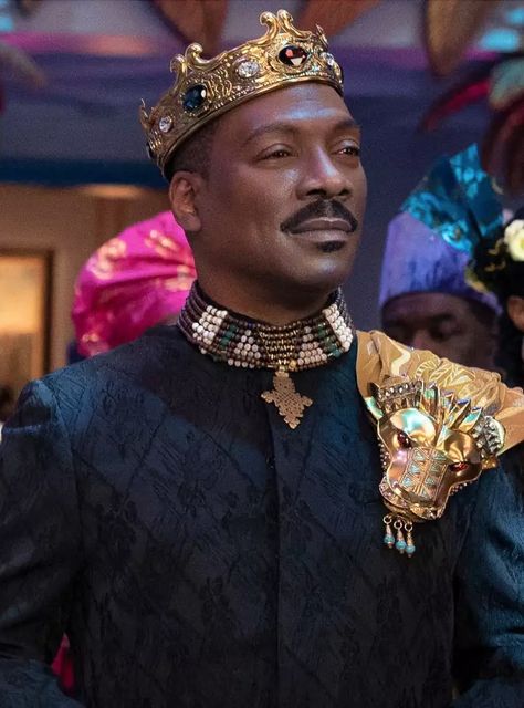 African King Costume, African King Crown, African King Outfit, African King Attire, King Suit Royal, African Royalty Fashion Men, African Attire For Men Traditional Weddings, African Royalty Fashion, Bald Head Man