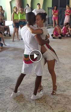 Couple Dance Videos, Kizomba Dance, Front Yard Landscaping Pictures, Couple Dance, Front Yard Landscaping Diy, Bachata Dance, Front Yard Landscaping Plans, Front Yard Landscaping Simple, Diy Backyard Landscaping