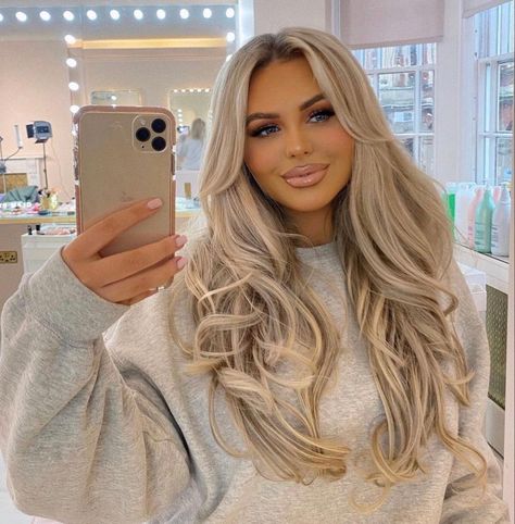 Scandinavian Blonde, Beauty Works Hair Extensions, Perfect Blonde Hair, Silver Blonde Hair, Hair Set, Light Blonde Hair, Ash Blonde Hair, Blonde Hair Shades, Blonde Hair Inspiration