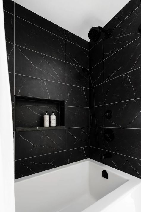 Dark Tile Tub Surround, Modern Farmhouse Black, Black Modern Bathroom, Black Tile Bathrooms, Tile Tub Surround, Black Tub, Condo Bathroom, Black And White Bathroom, Bathroom Design Black