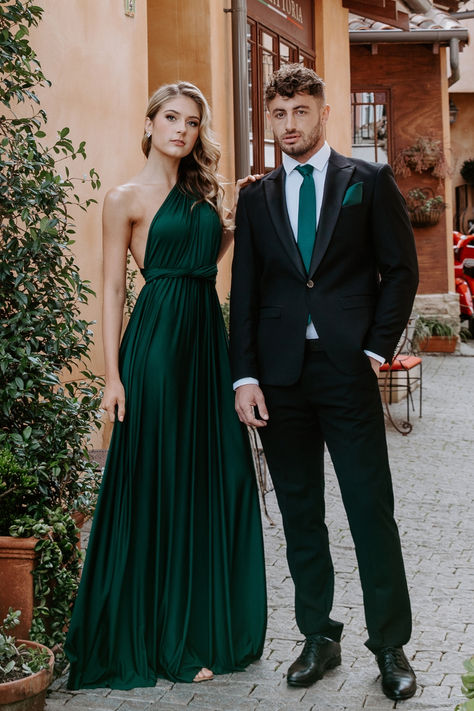 Dress Code Formal, Emerald Wedding Colors, Hunter Green Wedding, Infinity Dresses, Model Chic, Dark Green Wedding, Multiway Dress, Fall Wedding Color Palette, Forest Theme Wedding