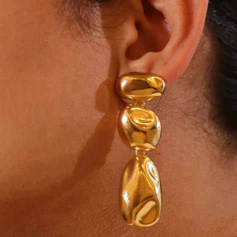 Stainless Steel Earrings Gold Chunky Earrings Aesthetic, Chunky Gold Statement Earrings, Gold Earrings Chunky, Bold Gold Earrings, Gold Chunky Jewelry, Earrings Photography Ideas, Gold Earrings Big, Ball Jewellery, Gold Chunky Earrings