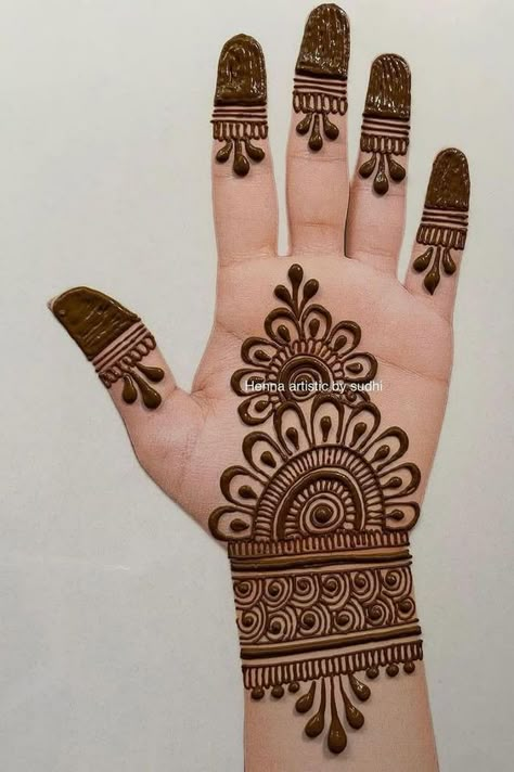 #henna #hennatattoo #hennadesign #hennainspiration #hennalove #hennalife #hennapattern #hennalook #hennalovers #hennainspo #hennatrend #hennalifestyle #hennalove #hennalookbook #hennalove #hennalove #hennalove Mehandi Designs For Diwali Easy, Rangoli Mehndi Design, Mehendhi Designs For Kids, Mehndi Designs Simple Karwachauth, Simple Kids Mehandi Designs, Simple Karwachauth Mehandi, Simple Mehendi For Kids, Mehndi Designs Simple Kids, Mehendi For Kids Hands