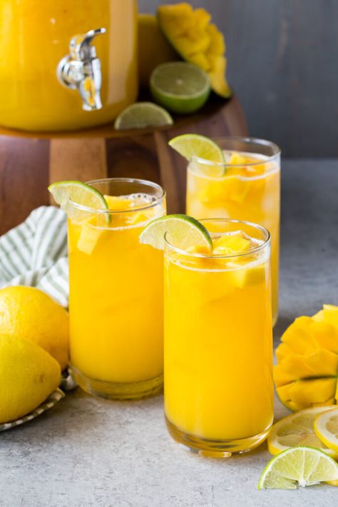 Mango Lemonade - Easy Peasy Meals Mango Lemonade Recipe, Summer Lemonade Recipes, Chana Chaat Recipe, Honey Lime Shrimp, Cucumber Lemonade, Sugar Free Lemonade, Cold Brew Iced Tea, Spiked Lemonade, Mango Lemonade