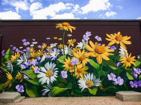 It's summer in every season when you have public art by Dan Toro. Check it all out in @downtownlaramie on the Mural Tour. 🎨 Dan Toro @ziggaziggah 🌼 "Flower Power" Painted Fences, Exterior Murals, Garden Fence Art, Painting Mural, Street Art Utopia, Garden Mural, Flower Mural, Fence Art, Mural Ideas