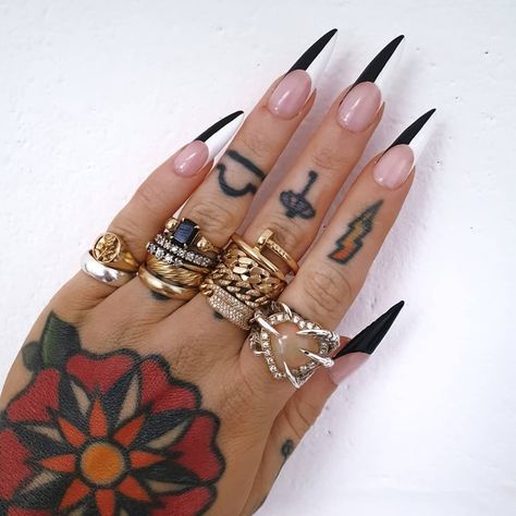 BhamBNails on Instagram: “Full pic of the nails for @sammijefcoate 🖤🦇 Half and half of the essential colours in my kit! Couldn't do without @the_gelbottle_inc…” White French Stiletto Nails, Custom Nails Design, French Stiletto Nails, Rocker Nails, French Stiletto, Pointy Nail Designs, Black And White French, Black And White Nails, Custom Nails