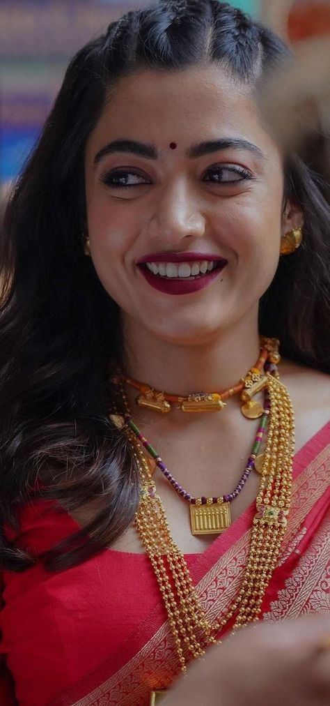 Surveen Chawla, Rashi Khanna, Rashmika Mandanna, Actress Without Makeup, Glamour Beauty, Beauty Face Women, Beautiful Dresses Short, Actress Pics, Indian Actress Hot Pics