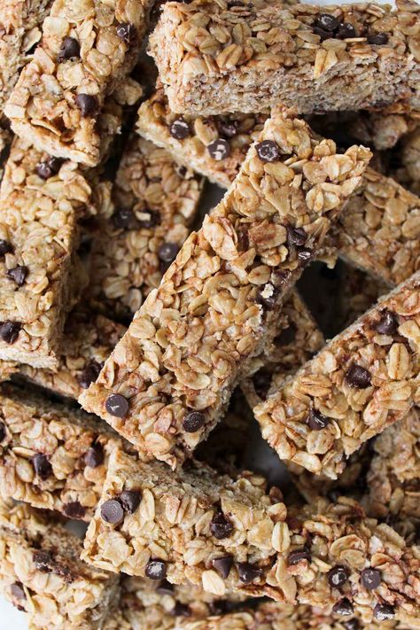 Peanut Free Granola Bars, Granola Bars No Bake, Nut Free Granola Bars, Nut Free Granola, Nut Free Snacks, No Bake Granola Bars, Healthy Granola Bars, Chewy Granola Bars, Baked Granola