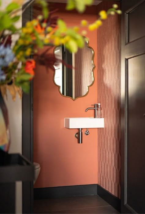 Terracotta Toilet Room, Marocco Interior, Terracotta Walls, Black Hallway, Farrow Bal, Toilet Room Decor, Wc Design, Terracotta Wall, Guest Toilet