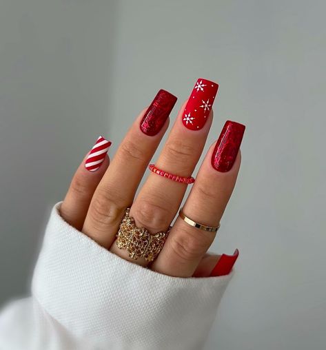 Red Tip Nails, Mix Match Nails, Snowflake Nail Design, Wine Nails, December Nails, Winter Nail Ideas, Festive Nail Art, Fancy Nails Designs, February Nails