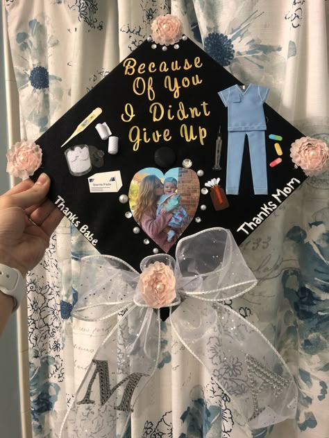 Coding Graduation Cap, Graduation Cap Designs Medical, Graduation Cap Medical, Cap Ideas Graduation, Nurse Graduation Cap Designs, Graduation Cap Decoration Nursing, Nurse Graduation Cap, College Grad Cap Ideas, Nursing Graduation Pictures