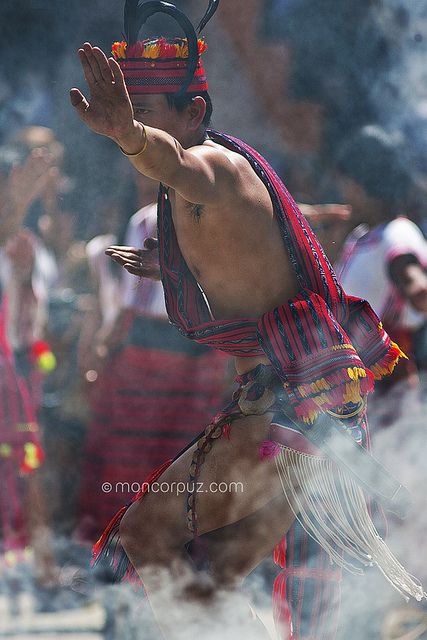 Ifugao dancer Ibalong Festival, Philippines Scenery, Ifugao People, Philippine Mythology, Scenery Beach, Ender's Game, Beach People, Uk Visa, Filipino Culture