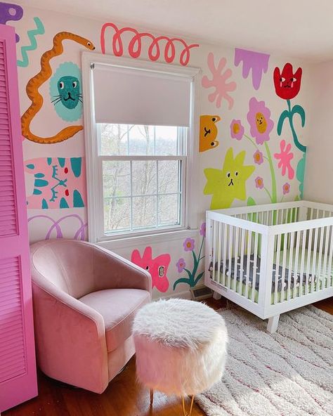 Sarah Blumer on Instagram: "After a round of musical rooms, Zadie’s gonna lay claim to this happy space. Since it’s so small, it works much better as a kid’s bedroom than the designated playroom. And I know she’ll probably want to paint over it one day, but we both love the mural I painted in here!" Play Room Painting Ideas, Toy Room Mural, Colorful Playroom Mural, Mural For Playroom, Murals For Girls Bedroom, Maximalist Toddler Room, Toddler Flower Room, Play Room Wall Painting, Toddler Girl Bedroom Colorful