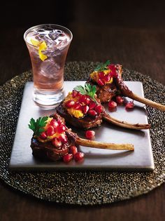 These Moroccan-inspired lamb cutlets make lovely canap�s, sure to impress at your next dinner party. Moroccan Carrot, Lamb Cutlets, Moroccan Carrots, Food Plating Techniques, Gourmet Food Plating, Moroccan Lamb, Lamb Recipe, Decorações Com Comidas, Onion Salad