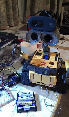 Wall E Robot, Robot Project, Build Your Own Robot, Mechatronics Engineering, Diy Arduino, Real Robots, Arduino Robot, Robotics Engineering, Technology Diy