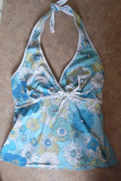 Flower Halter Top, 00s Mode, 2024 Wishlist, Floral Halter Top, 2000s Fashion Outfits, Coconut Girl, Dream Style, Mode Vintage, Summer Fits