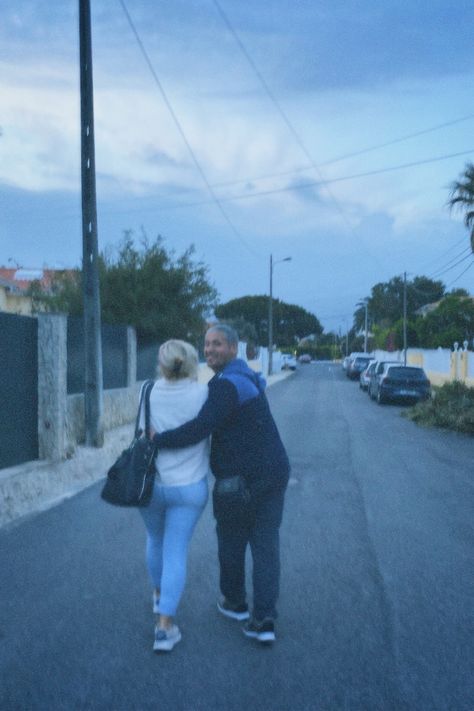 #loveintheair #happy #couple #parents #walk #cutecouple #aesthetic #summer #mom #dad Parent Couple Aesthetic, Chill Parents Aesthetic, Better Relationship With Parents, 2024 Vision Board Parents, Happy Parents Vision Board, Good Parents Aesthetic, Loving Parents Aesthetic, Happy Parents Aesthetic, Lenient Parents Aesthetic