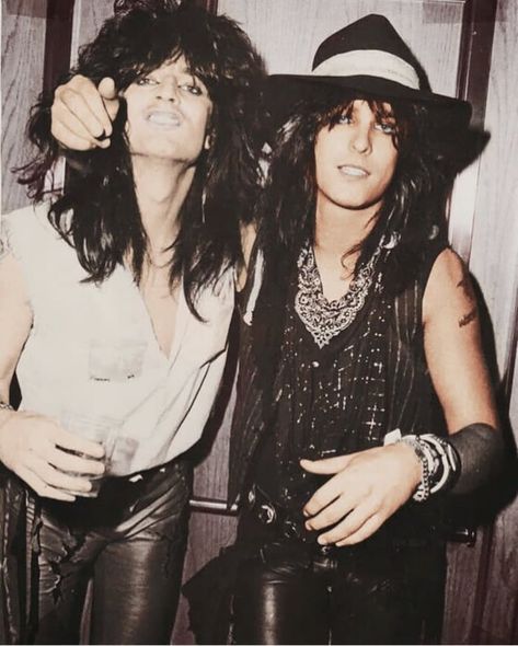 Tommy & Nikki uploaded by Micaela ♡ on We Heart It Nikki Sixx And Tommy Lee, Tommy And Nikki, Nikki And Tommy, Nikki Sixx Tommy Lee, Motley Crue Nikki Sixx, Terror Twins, Motley Crew, Mick Mars, Vince Neil