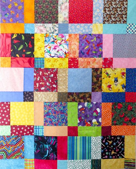 Easy Charity Quilts, Turning Twenty Quilt Pattern Free, Bonnie Hunter Scrap Quilts, Baby Quilt Patterns Easy, Butterfly Migration, Disappearing 9 Patch, Charity Quilts, Quilts Of Valor, Fabric Postcards